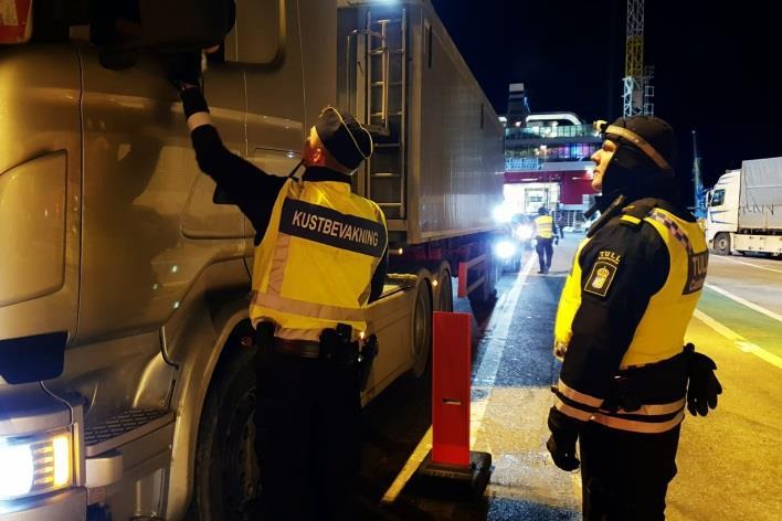 varma sommaren ett stort tryck av fritidsbåtar och hög prioritet lades på sjötrafikövervakning.