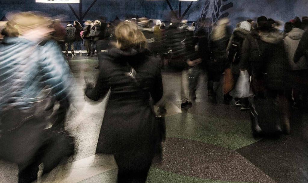 2 300 000 invånare i ständig rörelse Befolkningen i länet fortsätter att öka. Snart bor nästan en fjärdedel av Sveriges befolkning här.