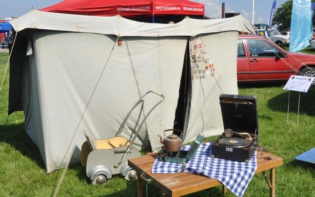 Tjolo holm Årets Tjolöholm Classic Motor går av stapel 19 Maj. Vi kör som vanligt med musik, korv, kaffe, dricka och godis för dig och dina vänner.