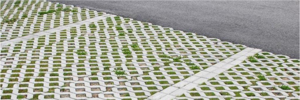 6.5 Permeabla ytor Parkeringen kan anläggas med permeabel beläggning för rening och fördröjning av dagvattnet. Se Figur 13. Med permeabla beläggningar avses t.ex.