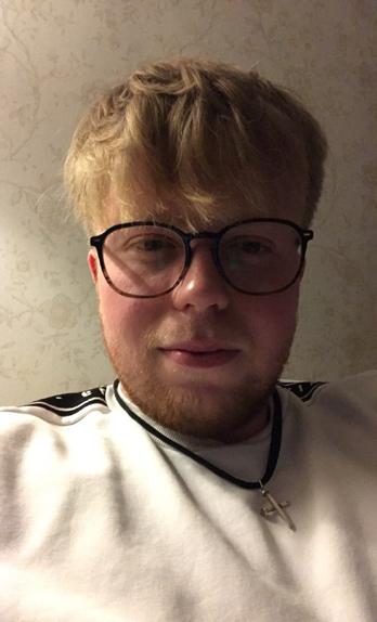 trådar så att vi kan tillslut ska närma oss det som är mina framtidsdrömmar om en kyrka där alla generationer möts och samarbetar tillsammans med att föra våran kyrka in i framtiden. Måndagar 18.