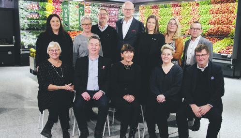 10 Demokratisk organisation STYRELSE Stående fr v. Karolina Andersson, Carola Hedberg, Håkan Gustafsson, Per-Olof Persson, Helena Renström, Kristina Nilsson, Peter Renkel Sittande fr v.