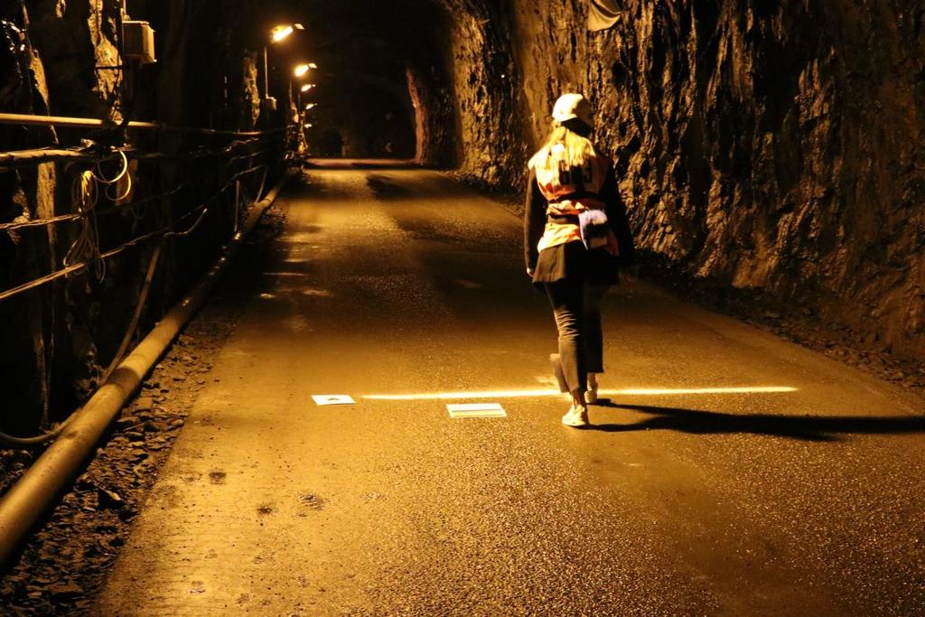 lutande tunnel