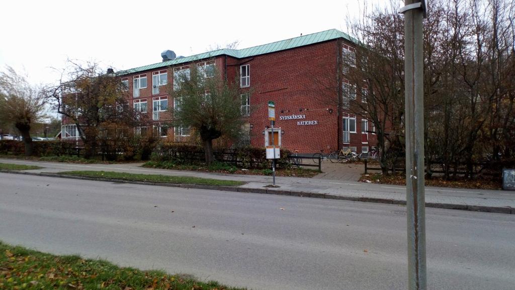 Julbordsätning på några olika ställen följde innan vi landade på Sydskånska Nationen och deras hjulbuffé. Att vi hamnade på just Sydskånska Nationen var inte ren slump.