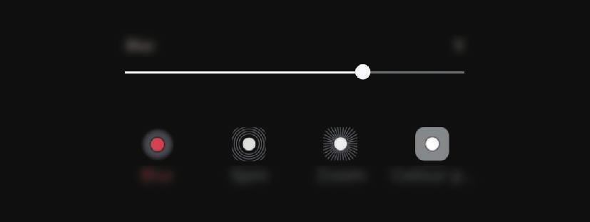 Appar och funktioner Redigera bakgrunden för Livefokus-foton Du kan även redigera bakgrundseffekten och bakgrundseffektens intensitet på ett foto som har tagits med Livefokus-funktionen.