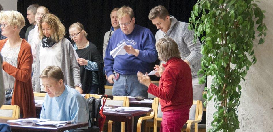 4 KÅRKULLA SAMKOMMUN KÅRKULLA SAMKOMMUN 5 VERKSAMHETEN IDAG KÅRKULLA SAMKOMMUN UPPRÄTTHÅLLS av samtliga 33 svensk- och tvåspråkiga kommuner i Finland förutom kommunerna inom landskapet Åland.