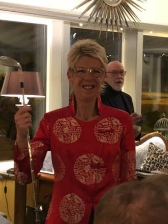 Som vanligt denna sommar så var det vackert väder. Sussie Ojala och Johan Lindholm vann tävlingen på tretton under par.