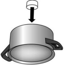 Olämpliga kokkärl: kokkärl av legeringsstål med koppar- eller aluminiumbotten samt glaskärl. Magnettestet: Använd en liten magnet för att kontrollera om kastrullen eller pannan är ferromagnetisk.