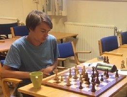 För andra gången möttes de båda lagen i en vänskapsmatch i Oskarshamn. Båda lagen ställde upp med 6 seniorer och 2 juniorer. Det blev en spännande och jämn kamp som gästerna till slut vann med 5-3.