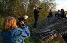 16 NATURSNOKAR I NATUREN Följ med en Natursnok ut på upptäcktsfärd i Trollskogen. Lär dig mer om insekterna eller växterna som ni träffar på. 18 MAJ KL.