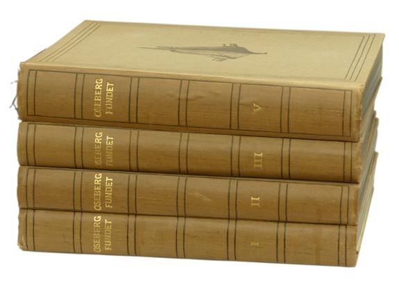 2 Armfelt. TEGNÉR, Elof. Gustaf Mauritz Armfelt. Studier ur Armfelts efterlemnade papper samt andra handskrifna och tryckta källor. 1-3. Stockholm, 1883-87. 8:o. Inklistrat litogr.