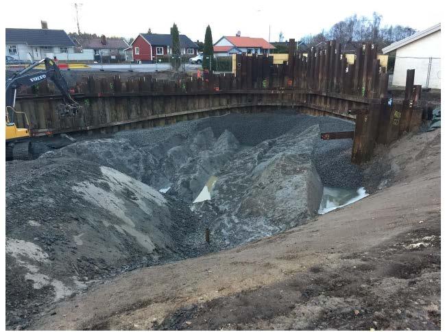 Installation Opsprækket bjerg. Ingen betydning for drift eller resultat. Faktisk TTZ højde varierer.