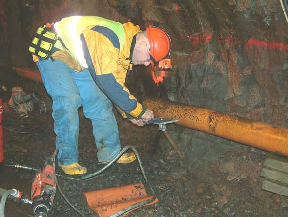Each sampling location was given a site code (id-code) KA followed by section length coordinate in the tunnel followed by a sample number, followed by a specimen letter, e.g. KA 1183 A01a, which separates the different drill cores (samples) selected at each sample location.