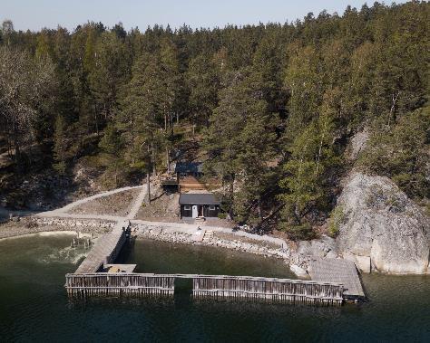 1 (7) Renovering av sälstationen på Gålö 2016-2018 Rapport Bakgrund Sälstationen på Gålö är en militärhistorisk plats där militären tränade sälar för att de skulle upptäcka de främmande ubåtar som
