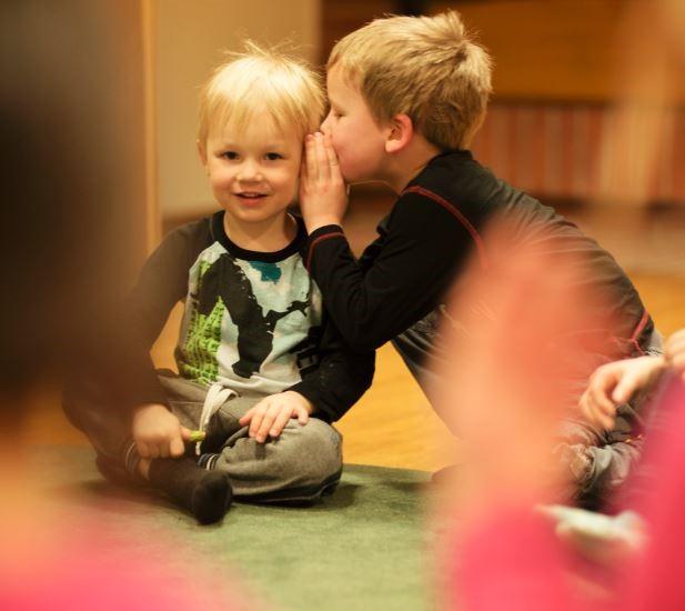 TORSD AG SMÅ OCH STORA 10.00-11.30, Två Systrars Kapell Föräldrar med små barn. Sång, lek och fika. Information: Lisbeth Carlsson lisbeth.carlsson@svenskakyrkan.