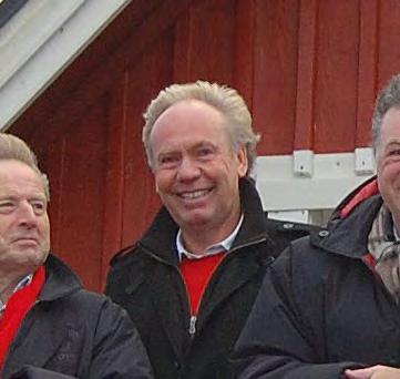inte närvara vid fotograferingen.