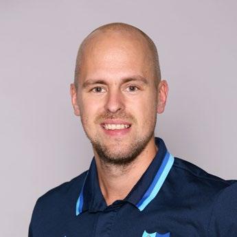CHEFSTRÄNARE SIMON KLEIN HAR ORDET Matchdag! Då ska vi upp på hästen igen efter fadäsen hemma mot Arvika som vi nu har analyserat och lagt bakom oss.