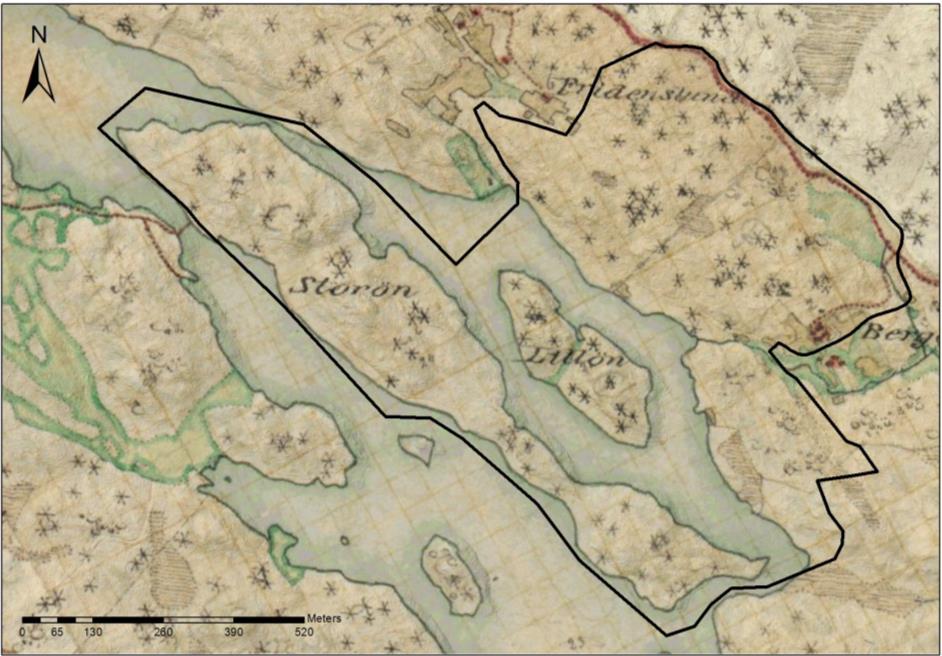 Skogen i reservatet domineras av gran men med ett stort inslag av äldre tallar. Helt talldominerade bestånd förekommer också. Som exempel kan nämnas krönet norr om sjön och på delar av Storön.