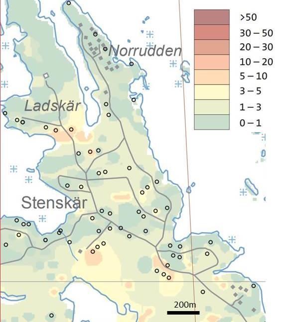 Av stor betydelse för grundvattenbildningen är de lager av svallsand/svallgrus som återfinns i sydöstra delen av planområdet. De har dock troligtvis en begränsad mäktighet, vanligtvis 1-2 meter.
