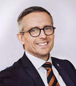 Tidigare erfarenhet: CIO Länsförsäkringar AB, vice vd Länsförsäkringar Hypotek, finansdirektör SBAB. 7 Malin Rylander-Leijon Född 1970. Anställd 2001. CFO. Chef Ekonomi & Finans.