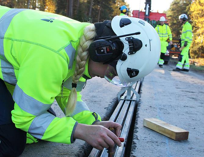 Några exempel på insatser: 8 miljarder kr till forskning och innovation Elvägspilot 4 innovationskluster och ett