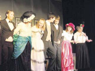 Auch das Stück Bunbury oder The Importance of Being Earnest hatte der Regisseur Paul Millotat so ausgesucht, dass es den Zuschauern, die an diesem Abend im ausverkauften Haus die Aufführung