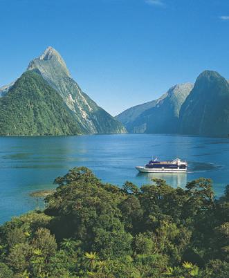 Dag 5 Christchurch - Dunedin Onsdag 13 nov & 5 feb Efter frukost börjar vi vår bussresa söderut. Vi åker genom ett vackert landskap innan vi kommer fram till Dunedin.