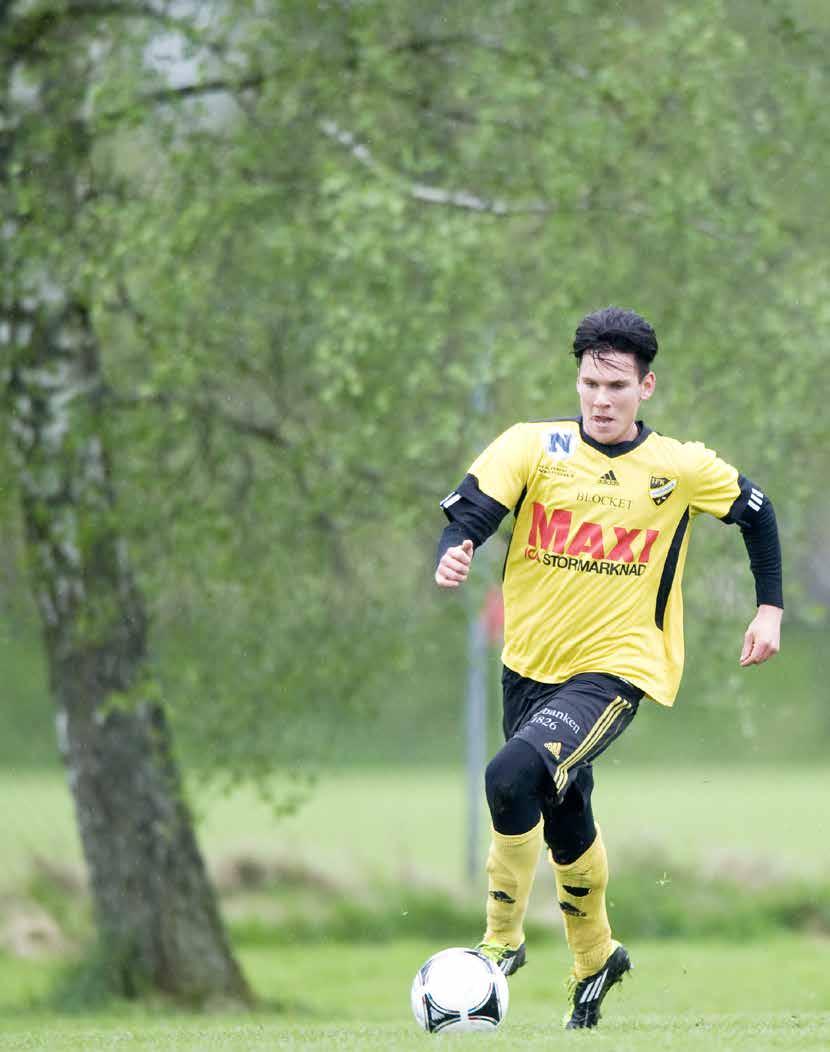 Match Idé om former med utgångspunkt från lärande: Ålder Spelform Boll Matchtid Yta Målstorlek 16 år 11 mot