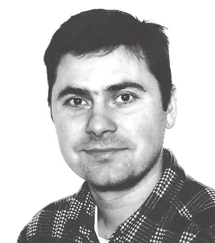 Presentation av nye hamnkaptenen Kjell Qvarnström Lasse Stjerna har lämnat över tampen till Bengt Wernmark, 30, att nu hålla ordning i hamnen så att vi alla skall kunna njuta av aktivt båtliv.