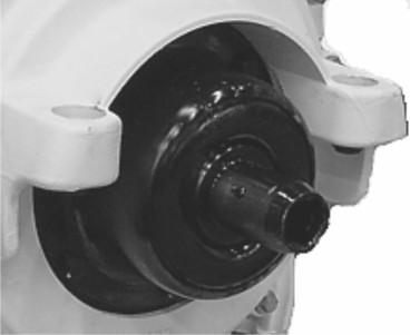 Växelkel 1. Smörj ledern och styrlockets kontktytor. 20261 Typisk växelkel för sterndrevsmodell - Leder - Styrlockets kontktyt Motorkoppling Tuens ref.nr.
