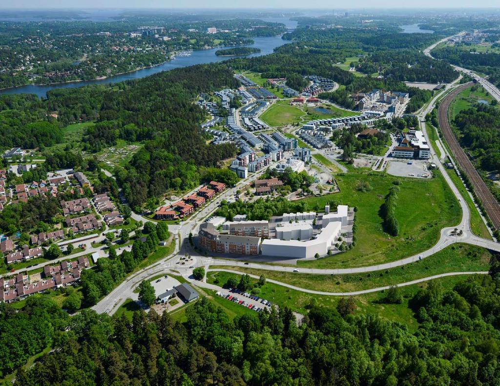 HÄR BYGGER VI Om Porten Omtyckta Silverdal i Sollentuna har ett fint läge nära Edsvikens natur och fina badplatser samt härliga promenad- och motionsstråk intill vattnet.