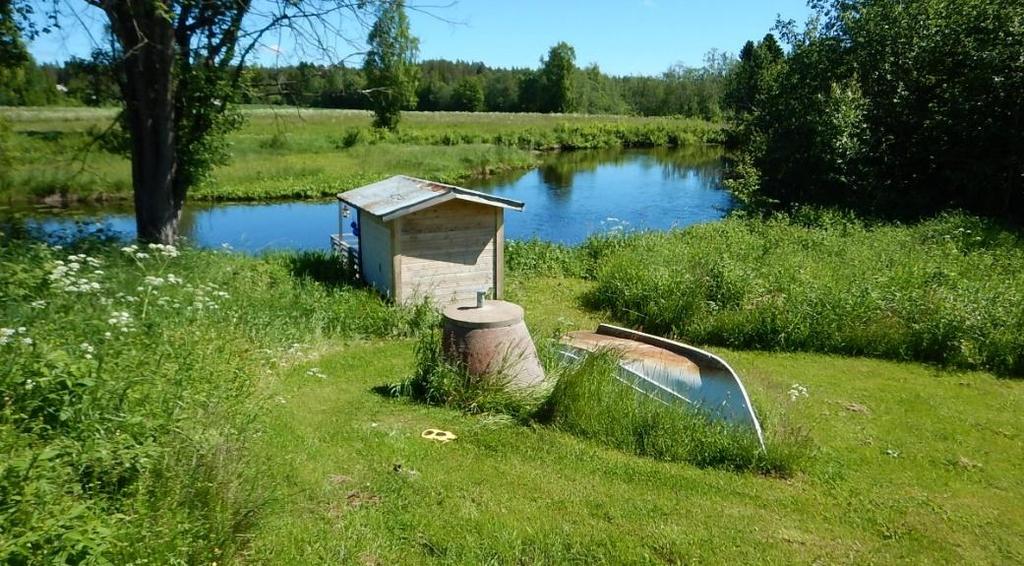 4 Gällsta 8:6 - Ishallen Fastighet Gällsta 8:6, ishallen har en grävd brunn belägen ca 8 m