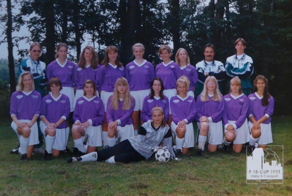 Telia Cupen. Flickor 16 år. IFK Rättvik-Vansbro AIK 2-0, IFK Grängesberg-Falu BS 0-2, Bullermyrens IK II-Smedjebacken 3-1, Dala Järna IK-Gustafs GoIF 4-1, Skogsbo/Avesta II-Slätta SK 2-1, Torsångs IF.
