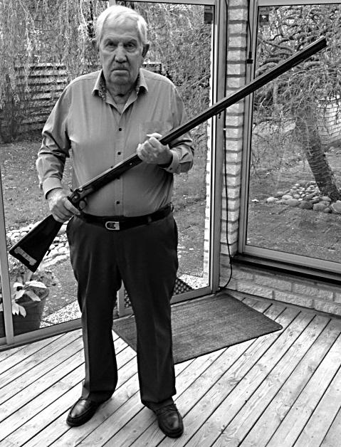 Han tipsade mig då om en artikel i Skånes Vapenhistoriska förenings tidskrift (nr 155, mars 1977) som han hade vänligheten att skickade mig en kopia av.