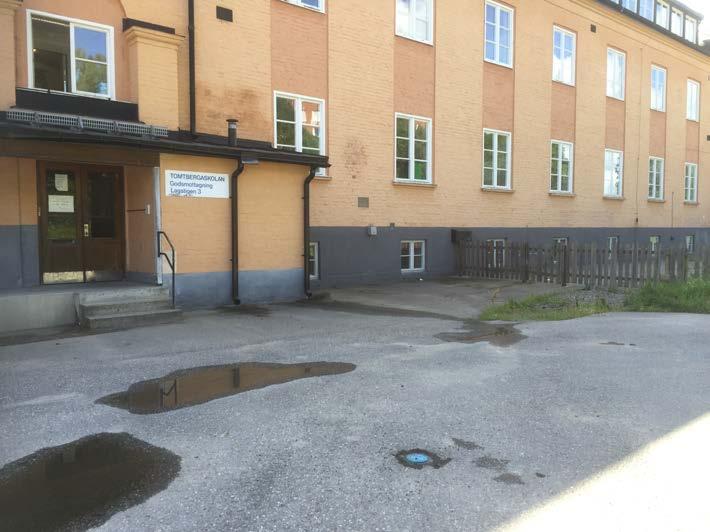Uppdragsledare Uppdragsnummer Karl Johan Lenneryd/073-347 12 65 Datum 230 505 Uppdragsnamn 2016-08-23 Huge Tomtbergaskolan Utredning av förekomst av klorerade lösningsmedel inför utbyggnad av