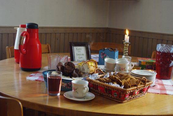 BLANDAT FRILUFTSGRUPPER BARN/UNGDOM Kaffe på Torpet söndagar, kl 11:00-14:00 Varje söndag t.o.m 31 mars. Kaffe med dopp, vuxna 30 kr, barn 10 kr. Vandringsleden har fått nya skyltar mm.
