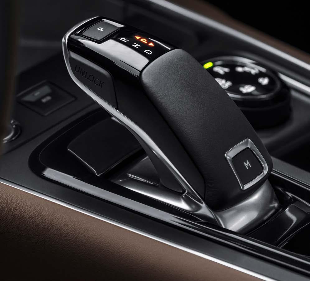 nya automatiska växellådan EAT8 FÖRSTKLASSIG KÖRKOMFORT Nya Citroën C5 Aircross erbjuds med senaste generationens automatiska växellåda den 8-stegade EAT8.