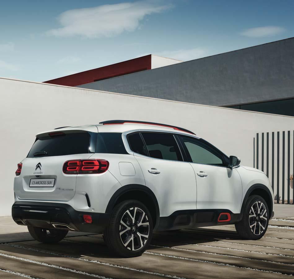 en äkta suv med förstklassig komfort EN RYMLIG OCH BEKVÄM BIL SOM FÅR ALLA ATT TRIVAS Nya Citroën C5 Aircross har utformats för att