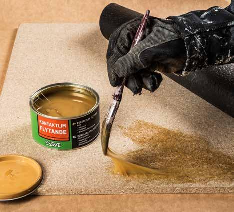 14 15 Kontaktlim Flytande Kontaktlim Spray Snabb TRADITIONELLT KONTAKTLIM Traditionellt och välbeprövat Baserat på gummi och lösningsmedel Lätt att applicera och sprida ut Förblir flexibelt efter