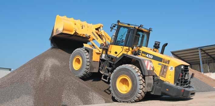 HJULLASTARE HÖG PRODUKTIVITET Avancerad drivlinekonstruktion från Komatsu Momentomvandlaren med hög kapacitet ger den helt nykonstruerade drivlinan från Komatsu optimal effektivitet och oöverträffad