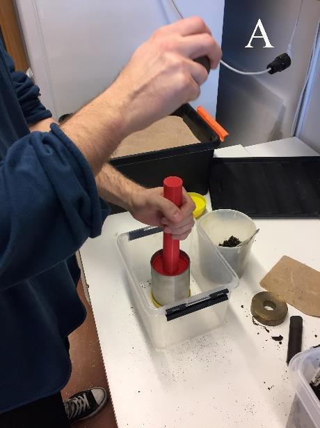 cm (Figur 3).Vattenhalten vid olika dräneringsnivåer låg till grund för jordens vattenbindningskurva.