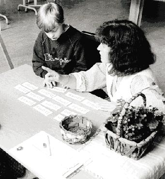 4 Specialskolan 4.1 Organisation Tabell 29. Antal elever i specialskolan 15 oktober 1993-1997.