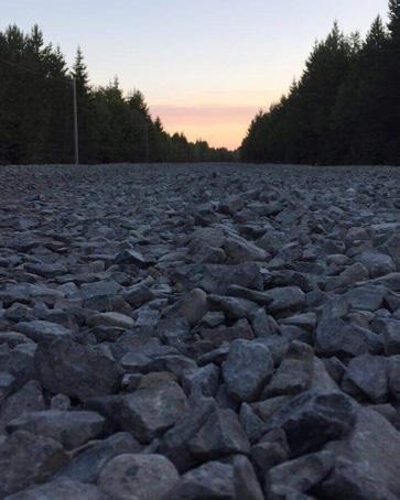 Nedan: Stödremsorna har dragits