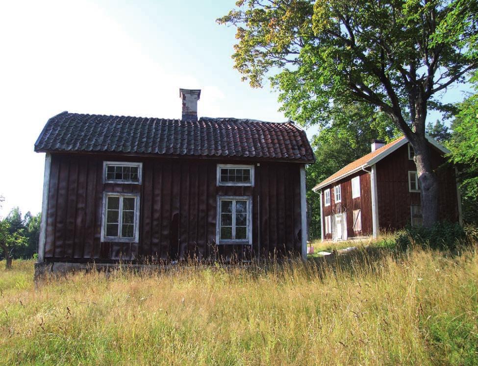 UTFÖRDA ÅTGÄRDER Skadebeskrivning före åtgärder Taket var före arbetet i ett dåligt skick.