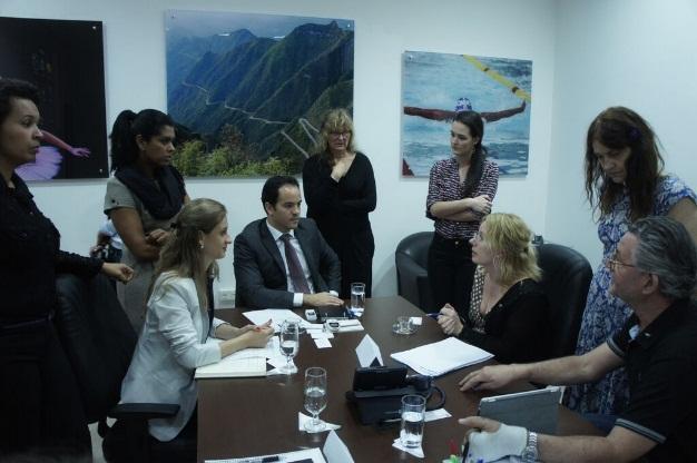 Reserapport Santa Catarina 2015-08-31 3 (15) arrangerade den brasilianska designbiennalen med invigning i maj 2015.
