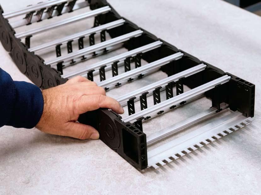 Kabelsläpkedjor NYHET! Nytt produktsortiment hos Miltronic Kabelschlepp Miltronic har förvärvat sverigeagenturen för den tyska tillverkaren Kabelschlepp.