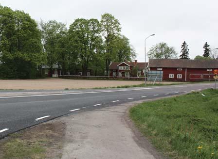 med tillhörande allé. 8.