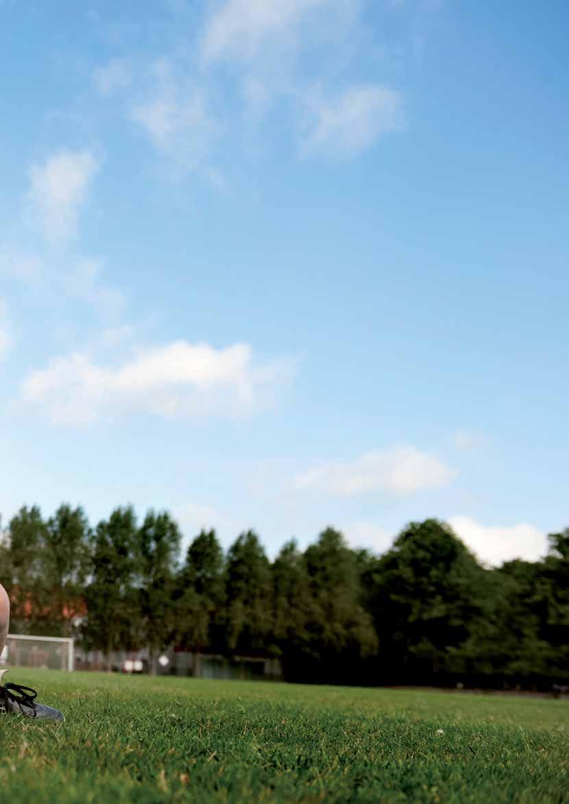 INLEDNING Spelarutbildningsplanen beskriver hur svensk fotboll med bästa tänkbara lärandemiljöer ska utveckla fotbollsspelare.