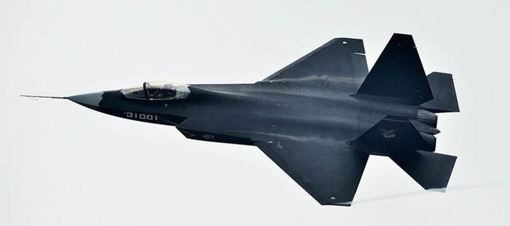 Bilaga 1 ÅRSRAPPORT 2018 Sida 62 (114) 2019 02 18 Bild 70. Shenyang J 31. Foto: Piotr Butowski 9.5. F 35 Joint Strike Fighter Bild 71. Amerikansk F 35B tillhörande US Marine Corps.