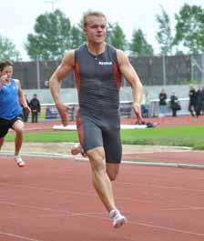 Män 100 m 10,81 1,9 Erik Karlsson-87 IFK Växjö Sävedalen 6/6 11,17 0,9 Fredrik Ottosson-84 Alvesta Friidrott Hässleholm 31/7 11,19 0,1 Nicklas Wiberg-85 FIK Kalmarsund Barcelona, ESP 28/7 11,22 1,2